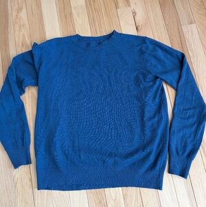Crewneck Sweater in Deep Blue
